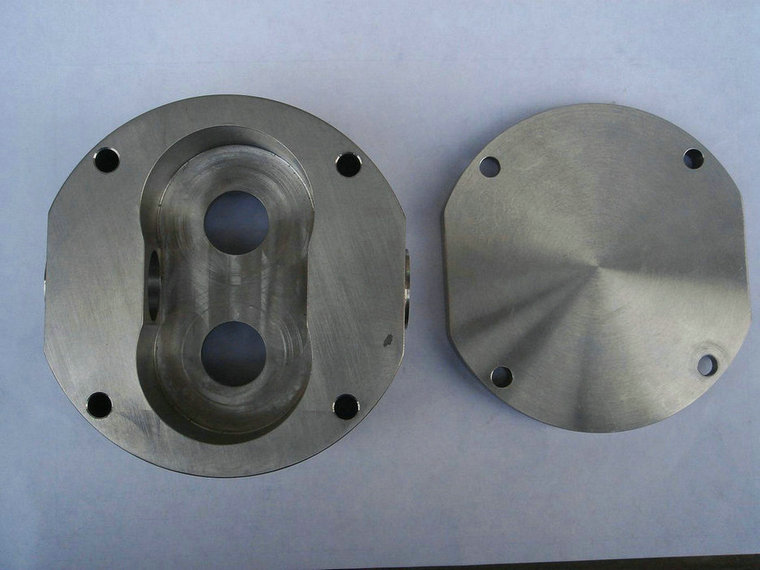 gear pump housing